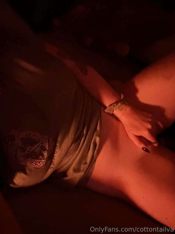 I haven't had cock in so long... I want to feel them sliding..