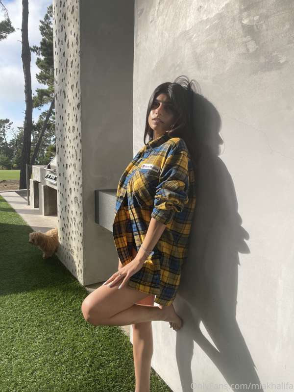 Foto 120 de Mia Khalifa en Tocromo