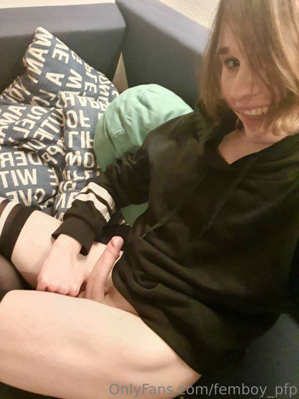 femboy_pfp image #24