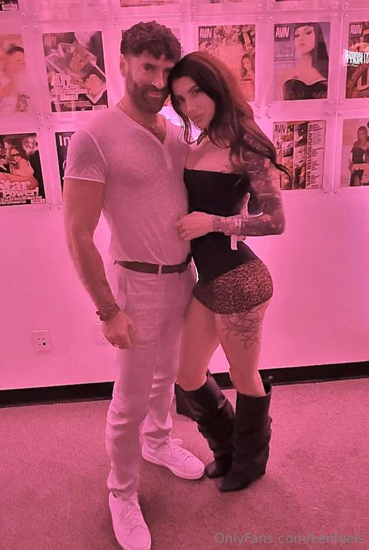 AVN house party with @kasarawood 🌶️🔥
