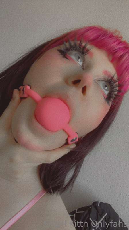 Gag me Daddy !!