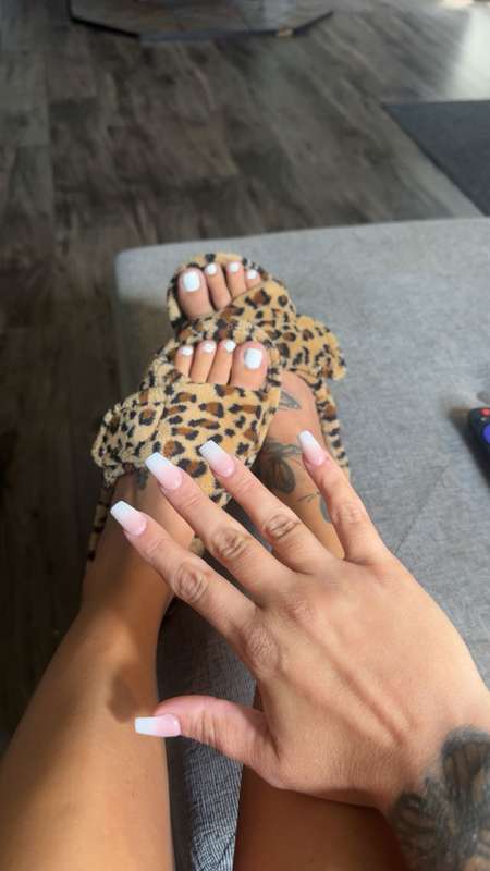 For my hands and feet lovers 🥰