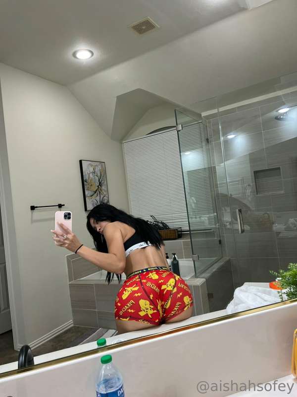 Aishah Sofey 在 Tocromo 的第 746 張照片