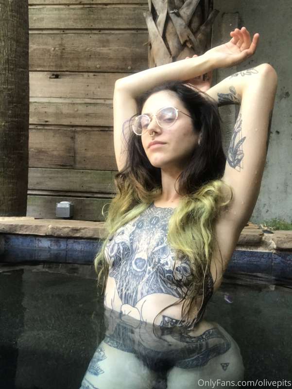 Throwback to when I could lounge at the nude pool 😭