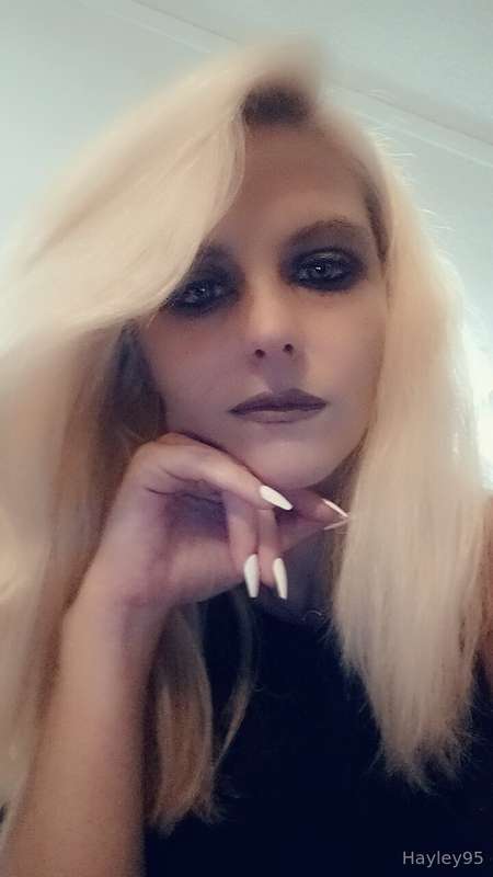 I hope everyone have a sex filled Saturday:)