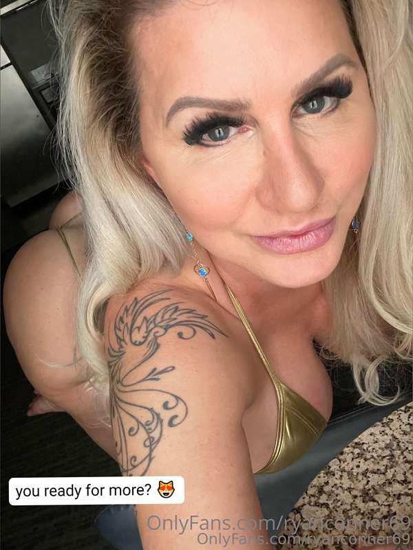 Lets sext for an hour so i can DRAIN your cock dry....or may..
