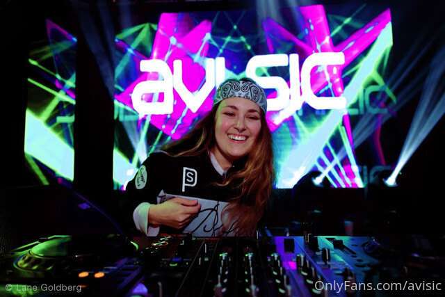 What's your favorite type of music?!