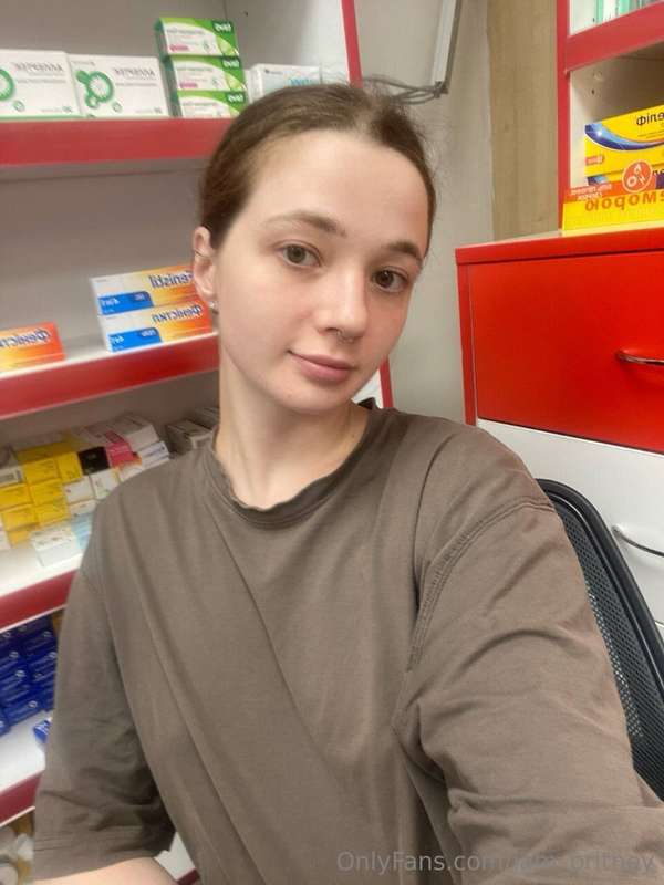 👩🏼‍⚕️