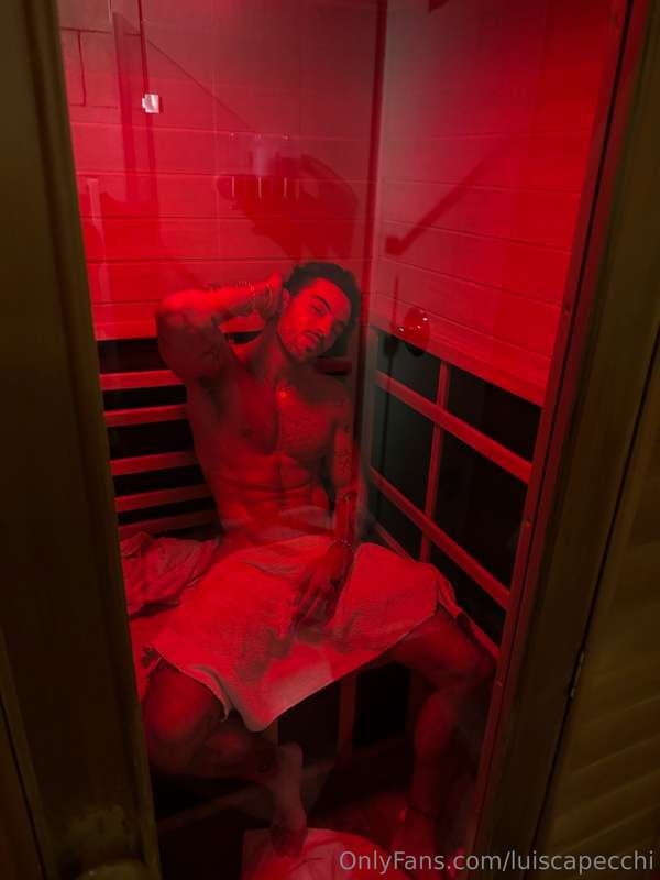 Sundays are for saunas 💧 