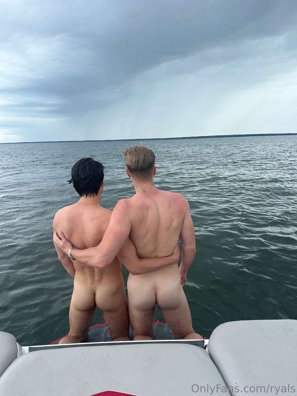 summering 🛥️