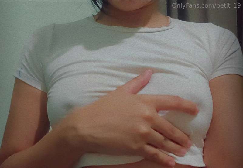 Do u like my boobs ? 🌸 