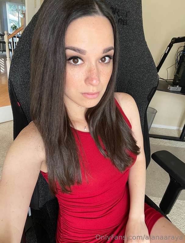 alanaaraya photo