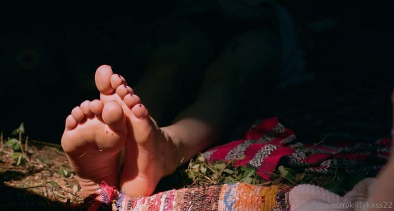 Feet shot with film 🥵