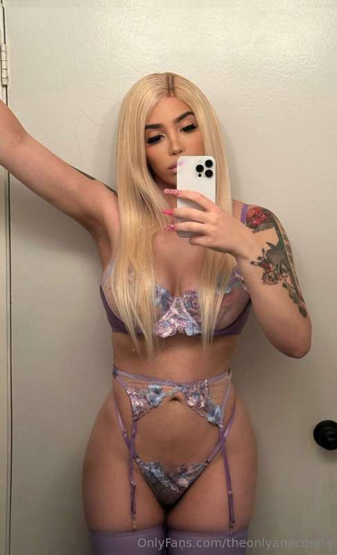 Delicate lace, dangerous intentions, and even better views i..