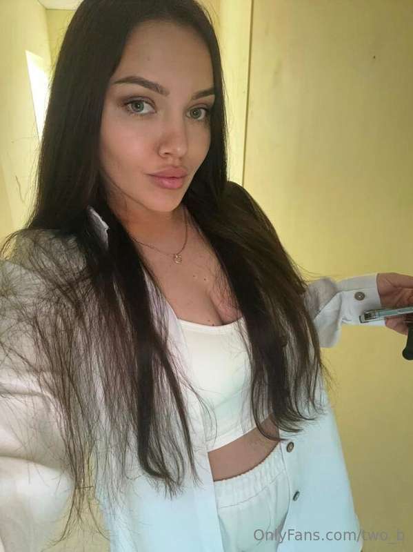 🔥🔥Just now FREE Subscribe🔥🔥
❤️❤️@silviamay Raider of Hearts❤..