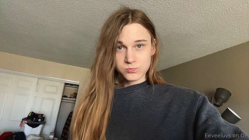 last pics from my old phone.getting a new one today so you’l..
