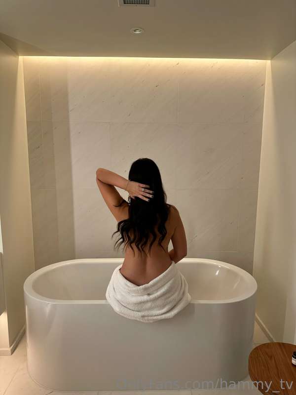 you’re welcome for today’s snack 💦
