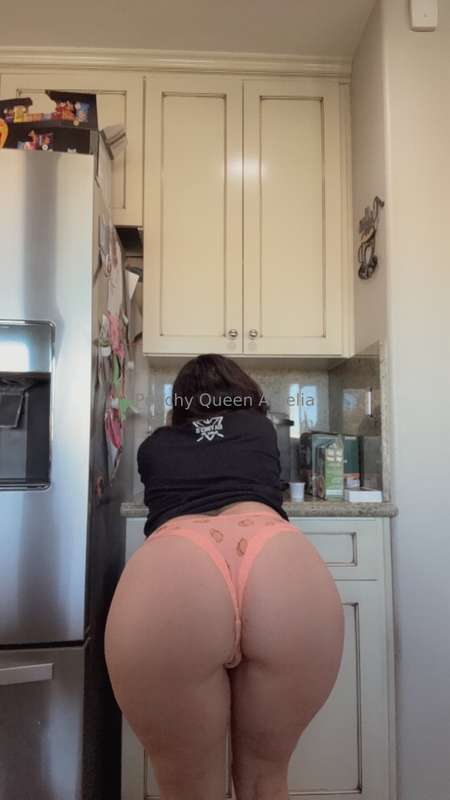 peachyqueenamelia
