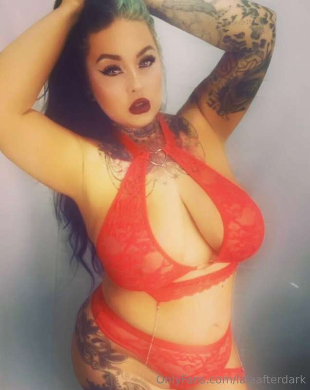 Phat and sexy are not mutually exclusive 😈