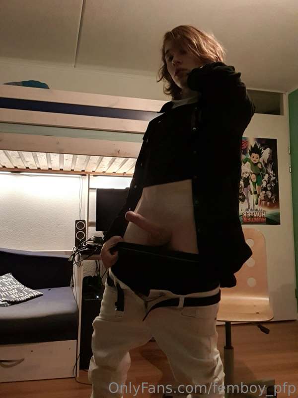 femboy_pfp image #12