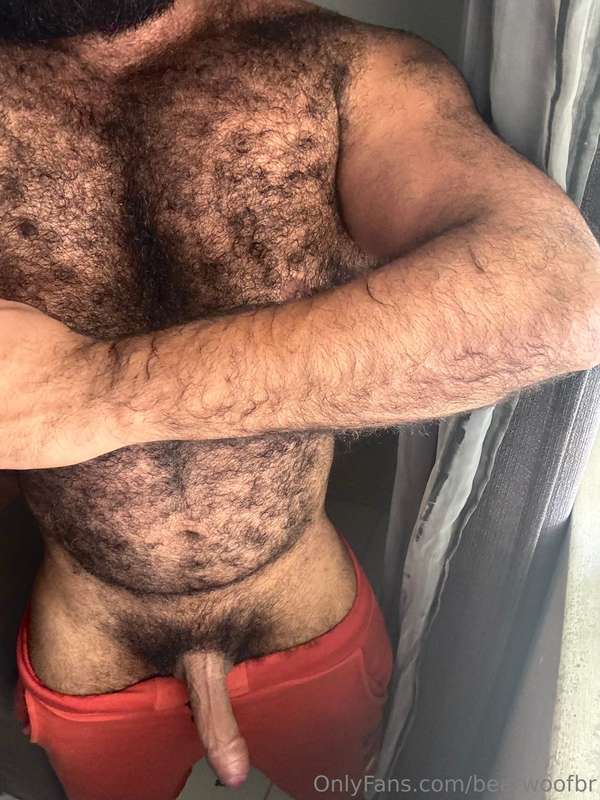 WOOF 