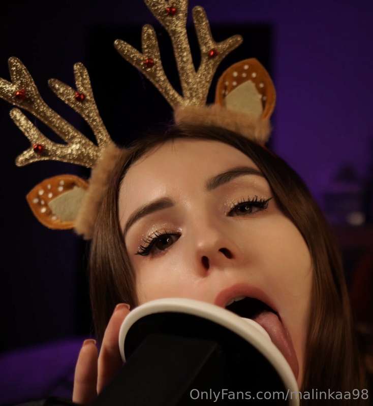 malinkaa98 image #0