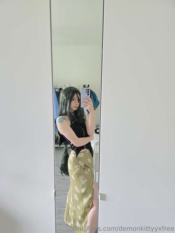 Green Skirt Set ;PLewd, risky clothes, casual vibe