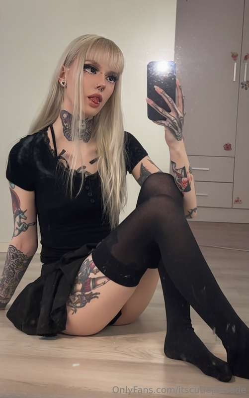 moikka ihanat! ❤️laitoin mun pääsivun @cutiepiesade joulun k..