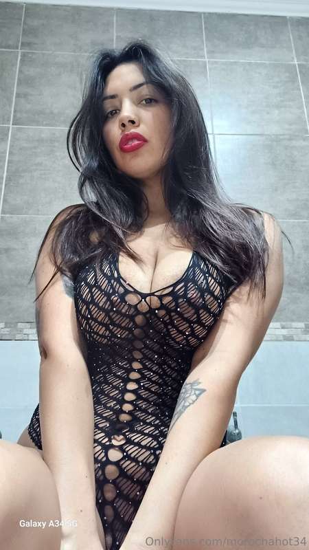 Estas sólito bebé??? Me haces compañía???