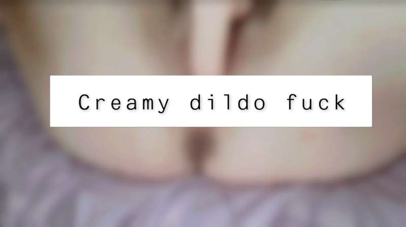 Using my favourite realistic dildo to fuck my pussy until I'..