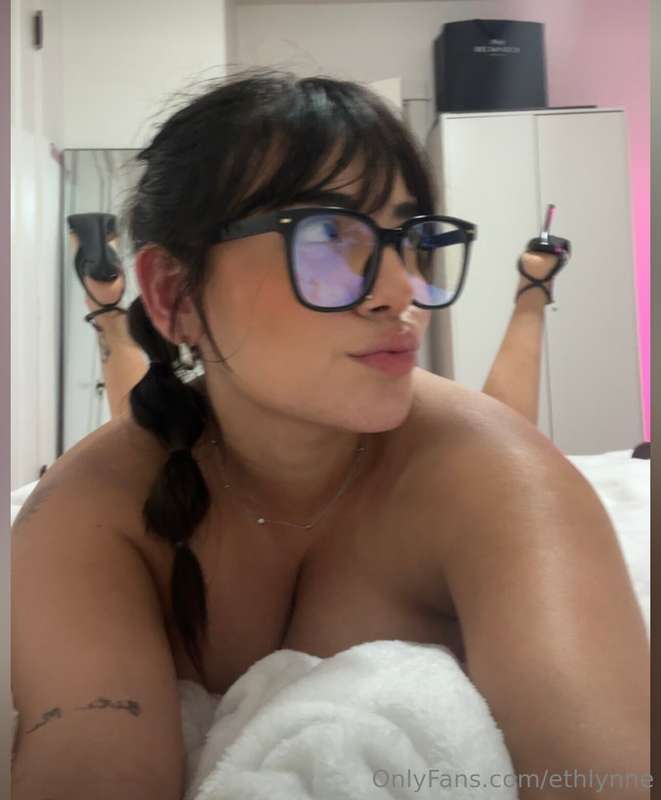 message me hehe