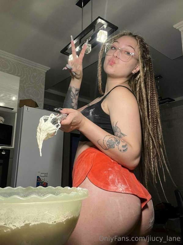 jiucy_lane