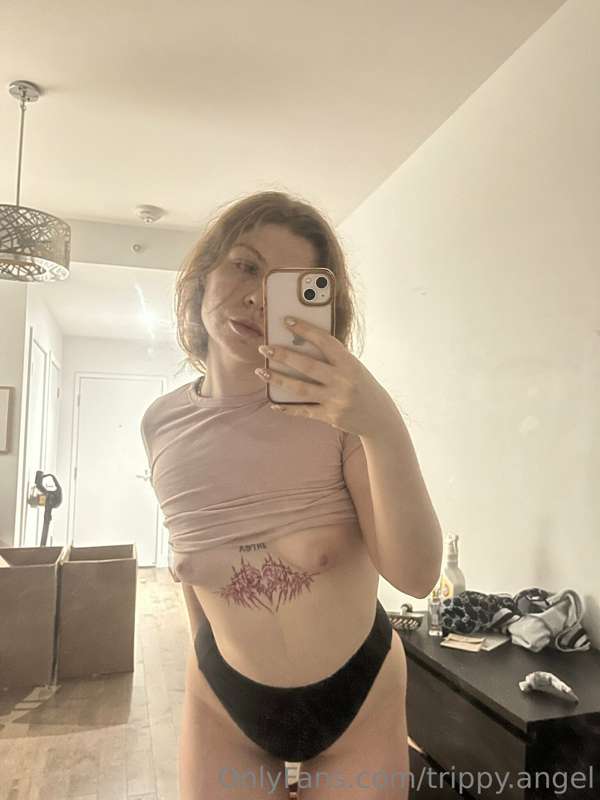 <3
