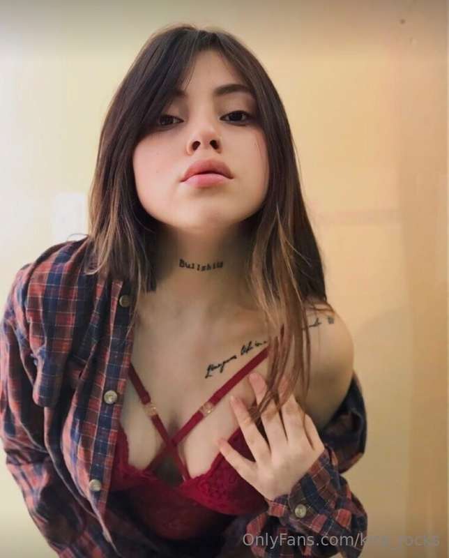 𝓣𝓱𝓮 𝓛𝓪𝓼𝓽 𝓐𝓹𝓹𝓵𝓮 𝓲𝓷 𝓽𝓱𝓮 𝓓𝓮𝓼𝓮𝓻𝓽 🍎🤤💦🌸 @laylaapple 🌸✨ 𝙃𝙞 𝙗𝙖𝙗𝙮! 💓 ..