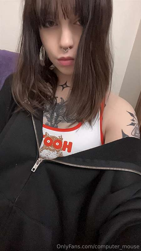 ⛓️ POV: you’re about to hook up with the hooters waitress 