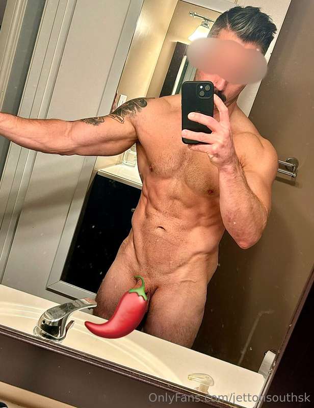 chiselled43