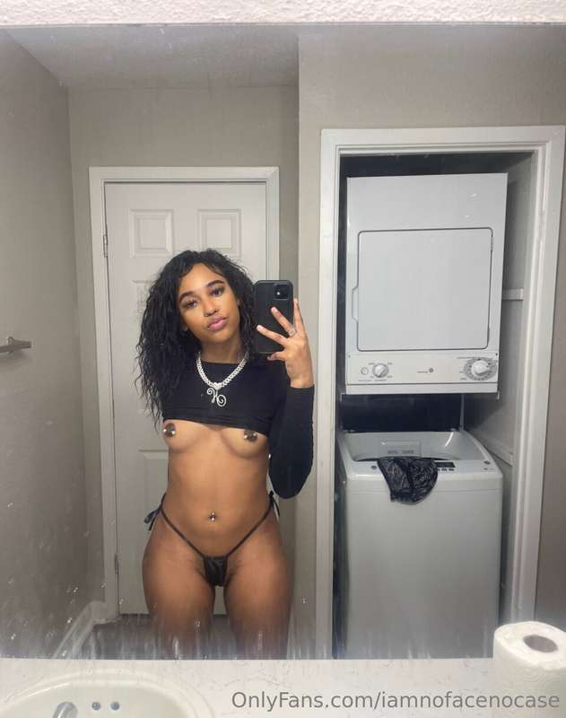 I nutted so much in this pussy u would think she was pregnan..