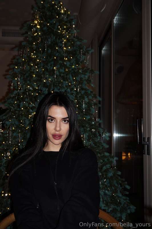 𝐅𝐑𝐄𝐄 𝐒𝐔𝐁𝐒𝐂𝐑𝐈𝐏𝐓𝐈𝐎𝐍 @scarlettandrsn !! She have no taboo and r..
