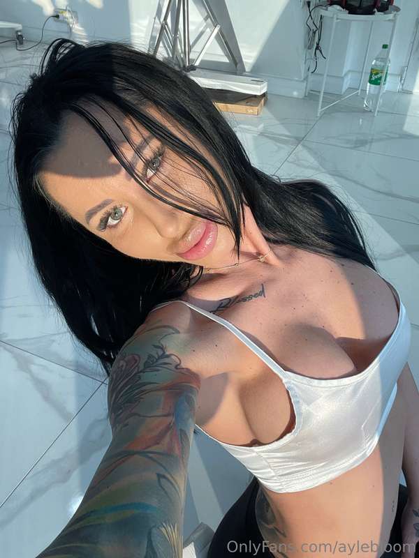 Don't forget to subscribe to my vip page for the hottest and..