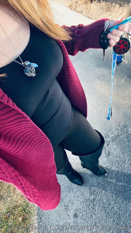 I’m loving this sweater weather 🥰🥰