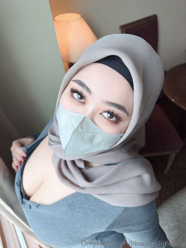 Hmmm... just imagine me on my knees looking up at you like t..
