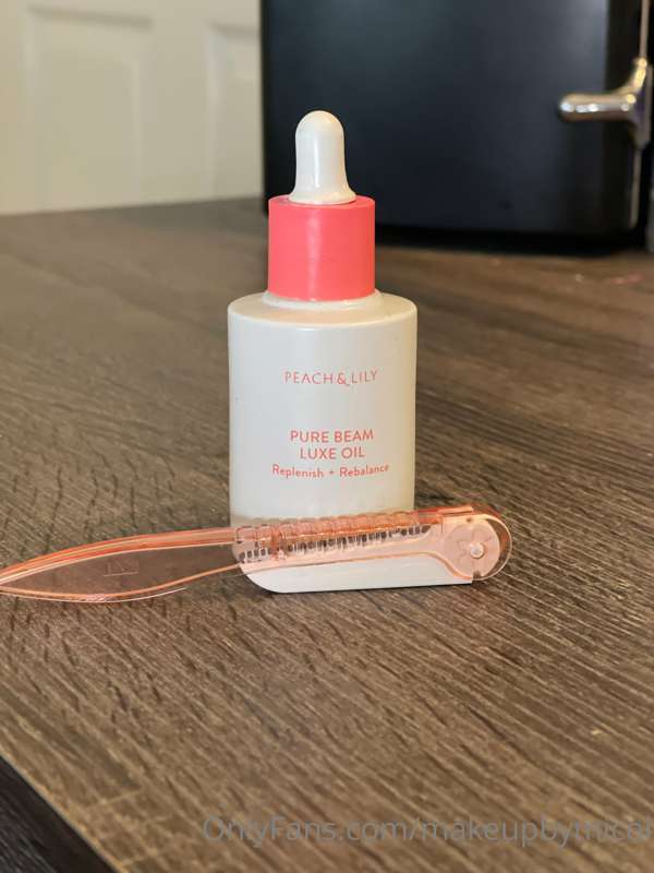 Hi everyone! 

Today we are going to talk about derma- plani..