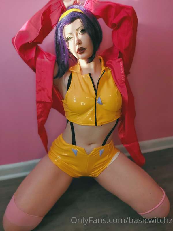 basicwitchz image #0
