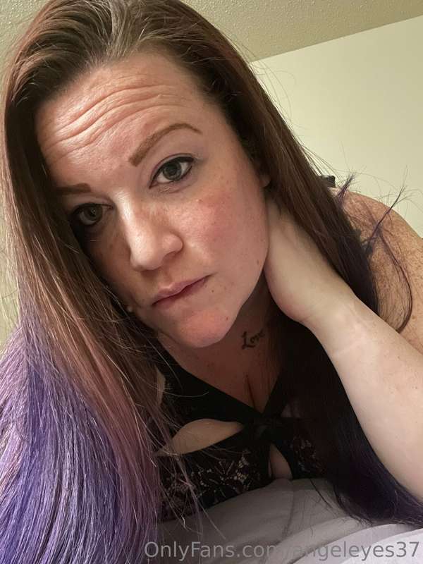 When you get dumped, why not take some sexy pics 🫣