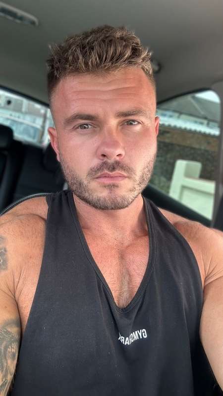 I want to remind you to who do you belong😈