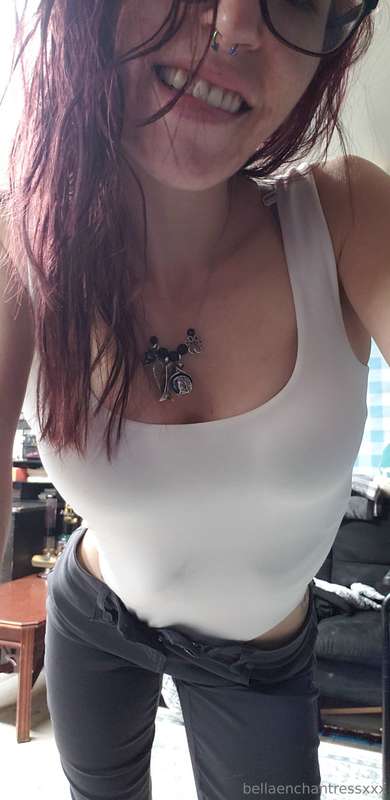 bellaenchantressxxx