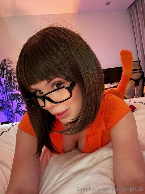 Ready to tell my secrets, detective? 🕵️‍♂️ I'm wearing a Vel..