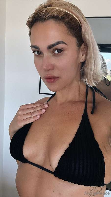 alyssareece image #0
