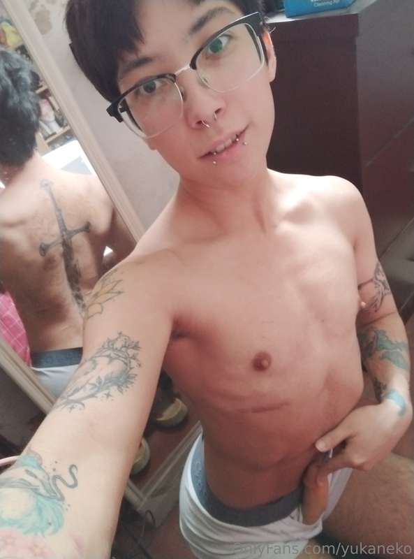 Playing with my dick 😈🔥Enjoy the view ❤️‍🔥