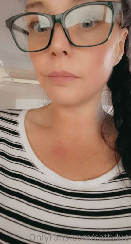 I had a horrible day today 🌧️ I know I had a couple customs ..